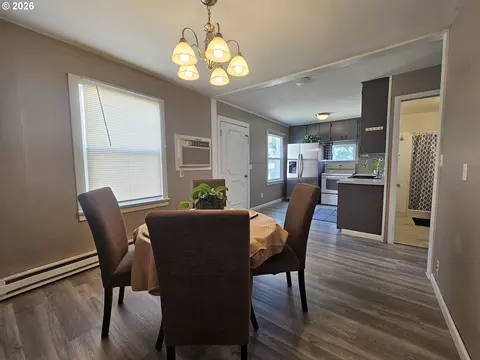 Dining - 1615 SW Frazer Ave, Pendleton, OR 97801 photo 3 of 3