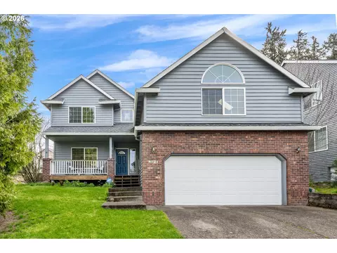 9024 SW 75th Ave, Tigard, OR 97223