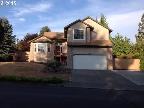 2210 SW Battaglia Pl, Gresham, OR 97080 photo 1