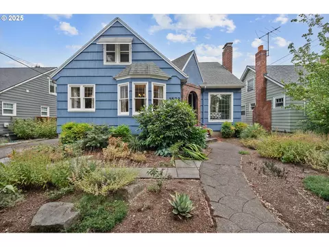 1802 NE 56th Ave, Portland, OR 97213