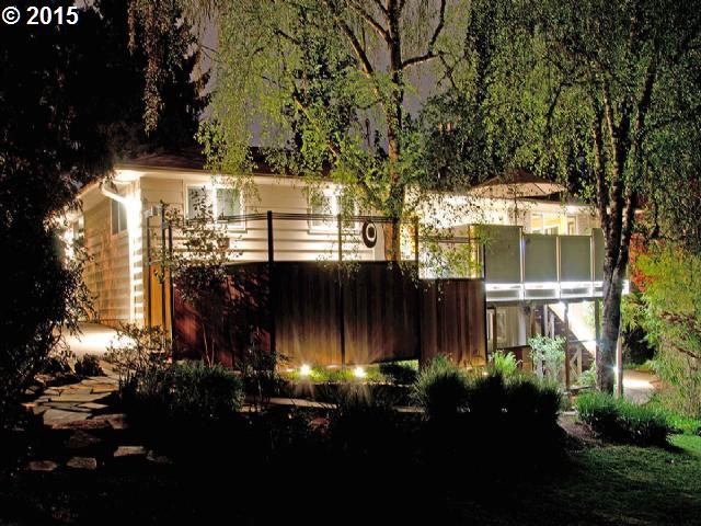 4975 W Hillside Dr, Eugene, OR 97405 photo 1