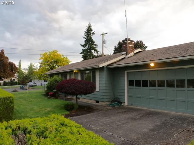 1035 Quinalt St, Springfield, OR 97477 photo 1