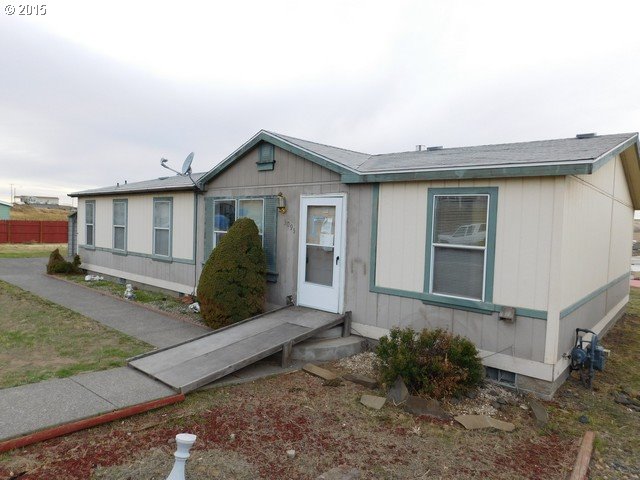 3095 SW Overlook Pl, Pendleton, OR 97801 photo 1