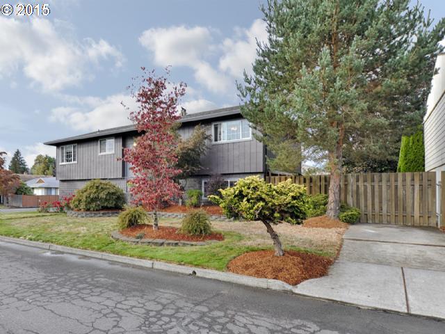 4117 SE 16th St, Gresham, OR 97080 photo 1