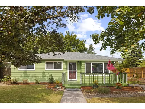 19027 NE Couch Ln, Portland, OR 97230