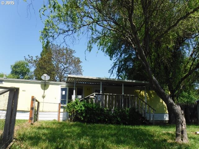 41 NE Darrell Ave, Winston, OR 97496 photo 1