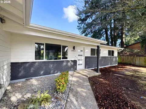 8812 NE 58th St, Vancouver, WA 98662