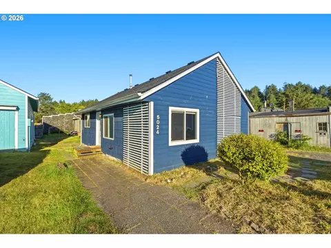 5024 SE Jetty Ave, Lincoln City, OR 97367