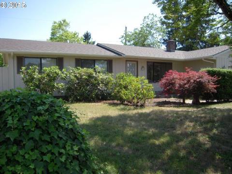 1470 Holly Ave, Eugene, OR 97408 photo 1