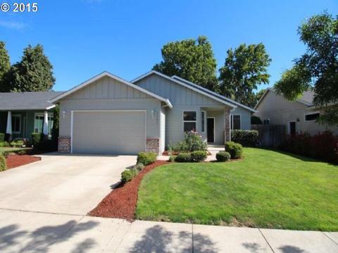 1341 Manzana St, Eugene, OR 97404 photo 1