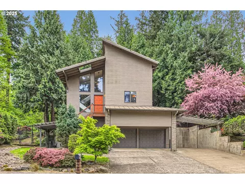 726 SE 27th St, Gresham, OR 97080