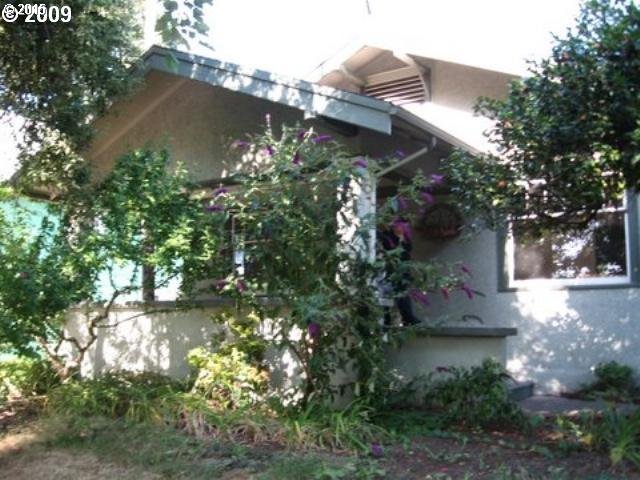 621 5th St, Springfield, OR 97477 photo 1