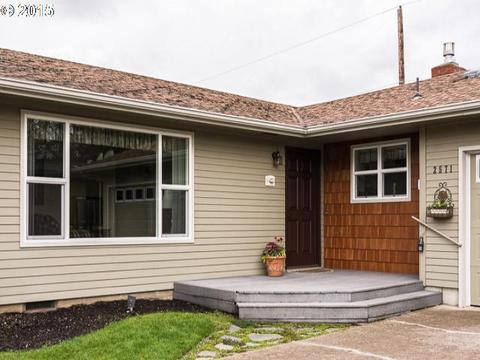 2571 Elysium Ave, Eugene, OR 97401 photo 1