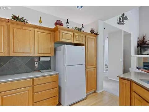 2391 SW Border Way, Gresham, OR 97080 photo 8