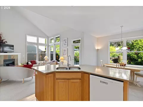 2391 SW Border Way, Gresham, OR 97080 photo 10