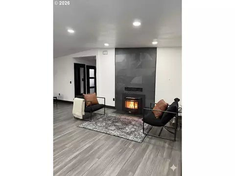 Living - 153 SE James St, Camas, WA 98607 photo 1 of 1