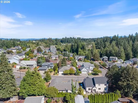 View/Area - 36740 Eldridge Dr, Sandy, OR 97055 photo 3 of 4