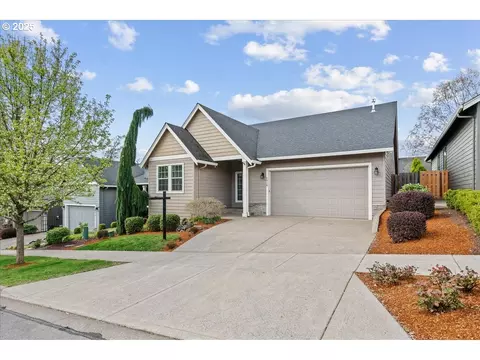 2418 Cherry Blossom Dr NW, Salem, OR 97304