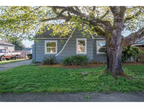 939 Cleveland St, Lebanon, OR 97355