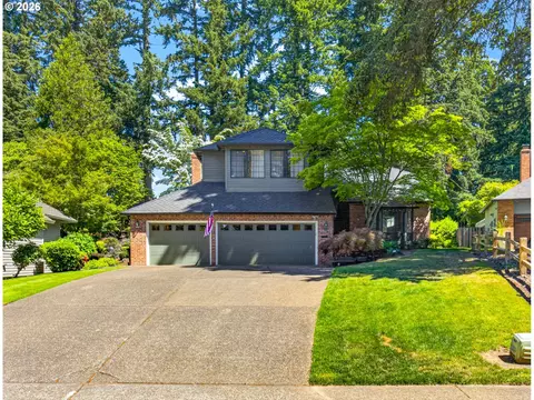 10045 SW Alsea Ct, Tualatin, OR 97062