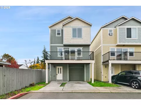 2518 SE 130th Ave #5, Portland, OR 97236