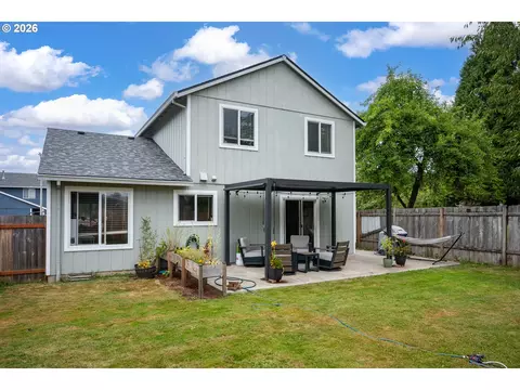 Exterior - 1322 SE La Mesa Ave, Gresham, OR 97080 photo 11 of 13