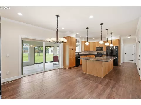 Kitchen - 106 Hansen Ln, Eugene, OR 97404 photo 1 of 5