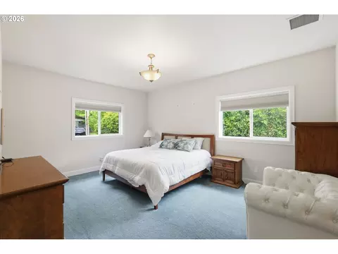Bedroom - 106 Hansen Ln, Eugene, OR 97404 photo 1 of 6