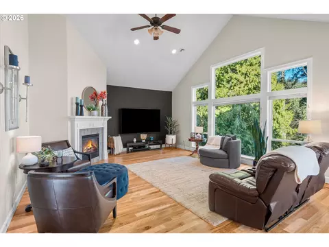 Living - 3544 SE Deer Creek Way, Gresham, OR 97080 photo 2 of 5