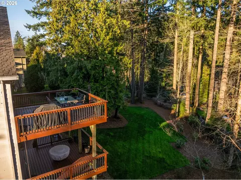 Exterior - 3544 SE Deer Creek Way, Gresham, OR 97080 photo 8 of 9