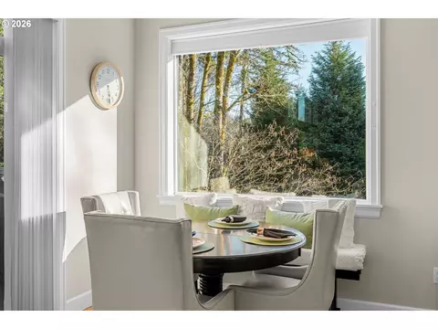 Dining - 3544 SE Deer Creek Way, Gresham, OR 97080 photo 3 of 3