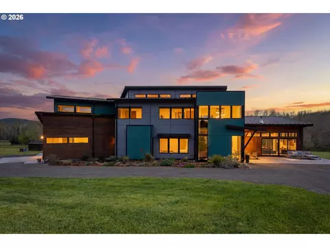 Exterior - 85535 Lancer Ln, Eugene, OR 97405 photo 2 of 10