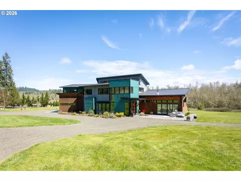 Exterior - 85535 Lancer Ln, Eugene, OR 97405 photo 3 of 10