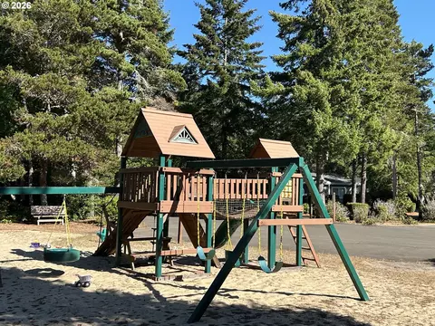 Other - 141 Outer Dr, Florence, OR 97439 photo 7 of 7