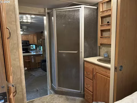 Bath - 141 Outer Dr, Florence, OR 97439 photo 1 of 2