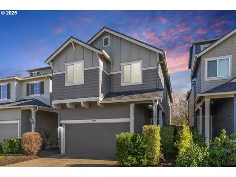8550 SW Schmidt Loop, Portland, OR 97224