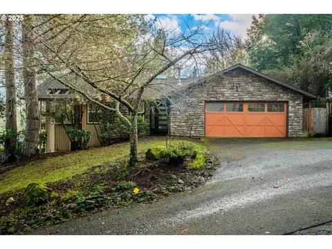 3075 SW 66th Ct, Portland, OR 97225