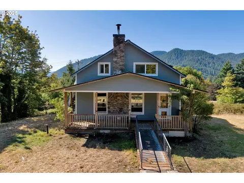 48400 Railroad Ave, Oakridge, OR 97463