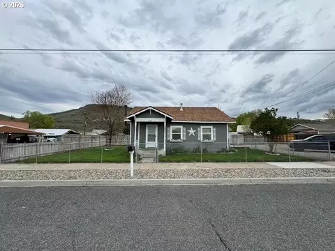 1009 Valley Ave, Baker City, OR 97814