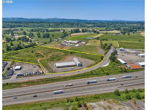281 N 277 N Hamilton Rd, Chehalis, WA 98532