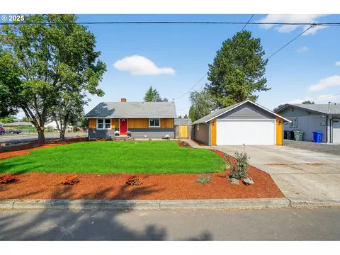 1306 N Clark St, Cornelius, OR 97113