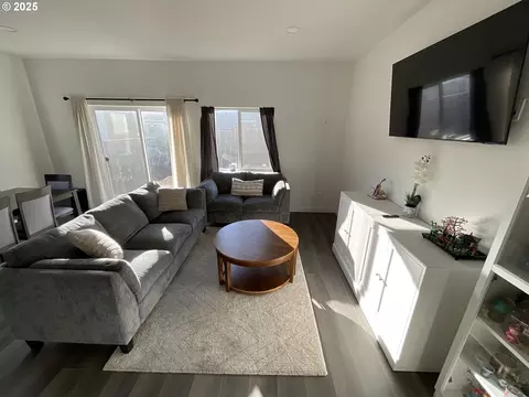 Living - 857 S 25th Ave, Cornelius, OR 97113 photo 1 of 2