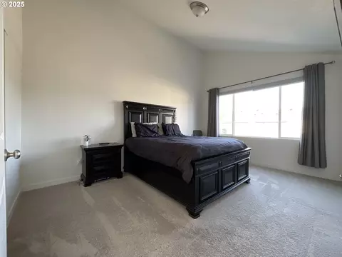 Bedroom - 857 S 25th Ave, Cornelius, OR 97113 photo 1 of 4