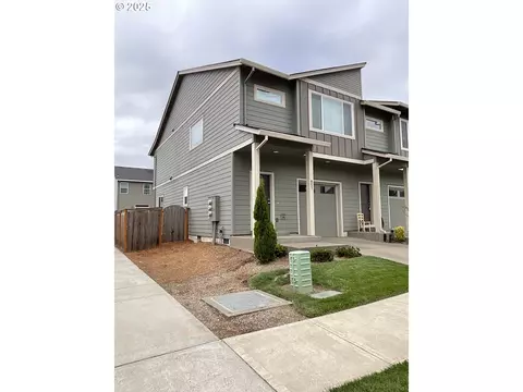 Exterior - 857 S 25th Ave, Cornelius, OR 97113 photo 1 of 4