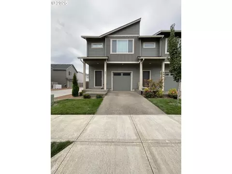 857 S 25th Ave, Cornelius, OR 97113