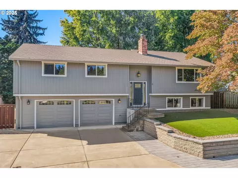17895 SW Chippewa Tr, Tualatin, OR 97062