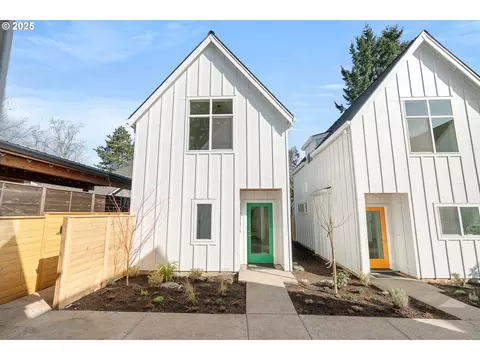 2287 N Humboldt St, Portland, OR 97217