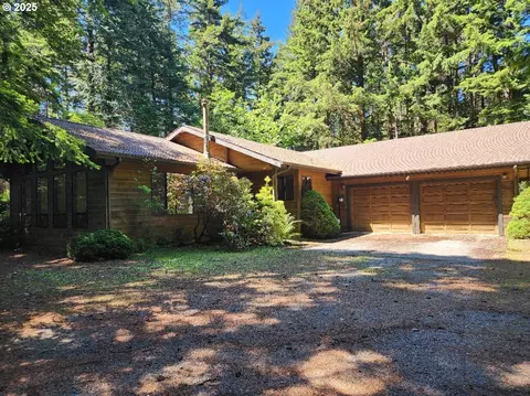42250 Cedar Hollow Rd, Port Orford, OR 97465