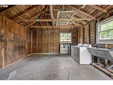 Other - 1746 W 9th Pl, Eugene, OR 97402 photo 4 of 4