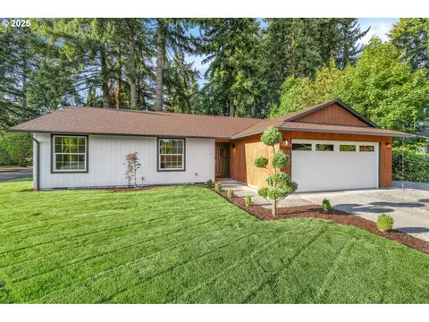 15204 NE 42nd St, Vancouver, WA 98682